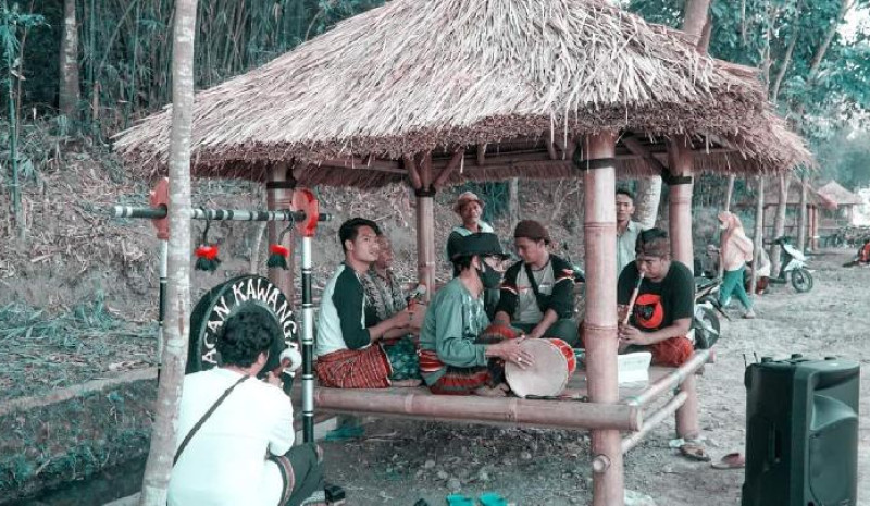 GAMELAN PENARUKAN KEBON AYU
