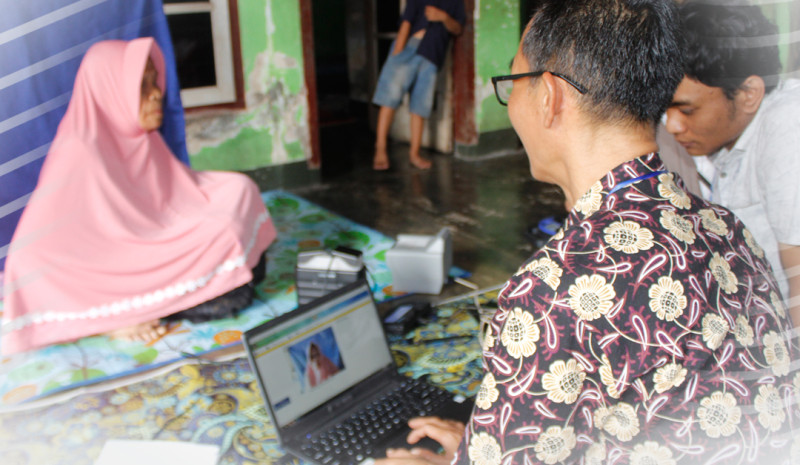 Pemdes Kebon Ayu Kerja sama dengan Dukcapil Lombok Barat adakan Perekaman Bagi Penyandang Disabilitas