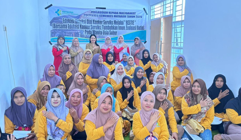 Poltekkes Kemenkes Mataram Bersama Pemerintah Desa Kebon Ayu Gelar Edukasi Deteksi Dini Kanker Serviks